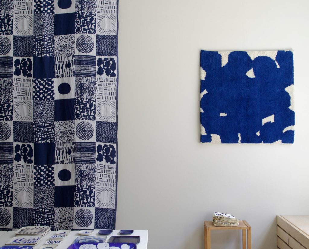 14.6.–19.8.2018
Jenni and Matti became friends when they were studying together in 1999. Blue Things is their first joint exhibition.