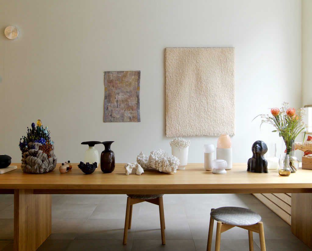 15.11.2018–20.1.2019
After having made their first appearance at CHART Design 2018 in Copenhagen, these treasured pieces are finally coming back home to show their splendour in Helsinki.