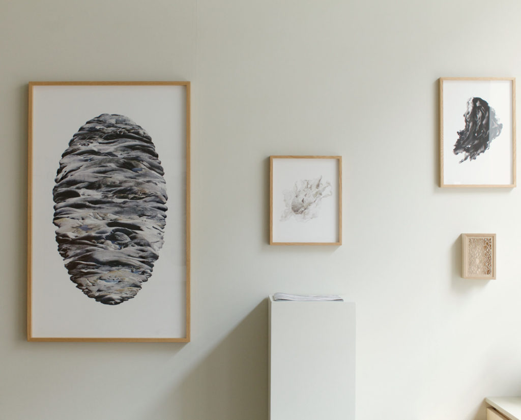 17.1.–1.3.2020
The works in the exhibition 'Muoto – Lögun' by Tiina Koivusalo are based upon forms from Iceland and the Finnish archipelago.
