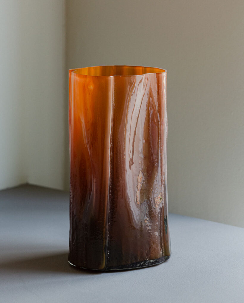 antreihartikainen_vestige_glass_vase_lokalhelsinki2025-2