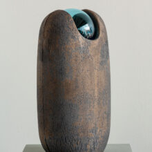 arniaromaa_stoneware_sculpture_artwork_atfirstblush_billnas_lokalhelsinki2026-6